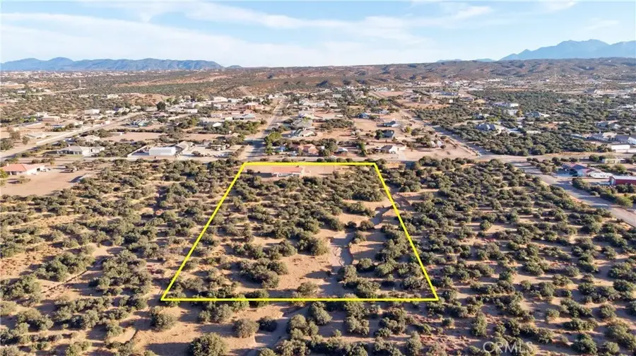9352 Cedar Street, Phelan, CA 92371 - #2
