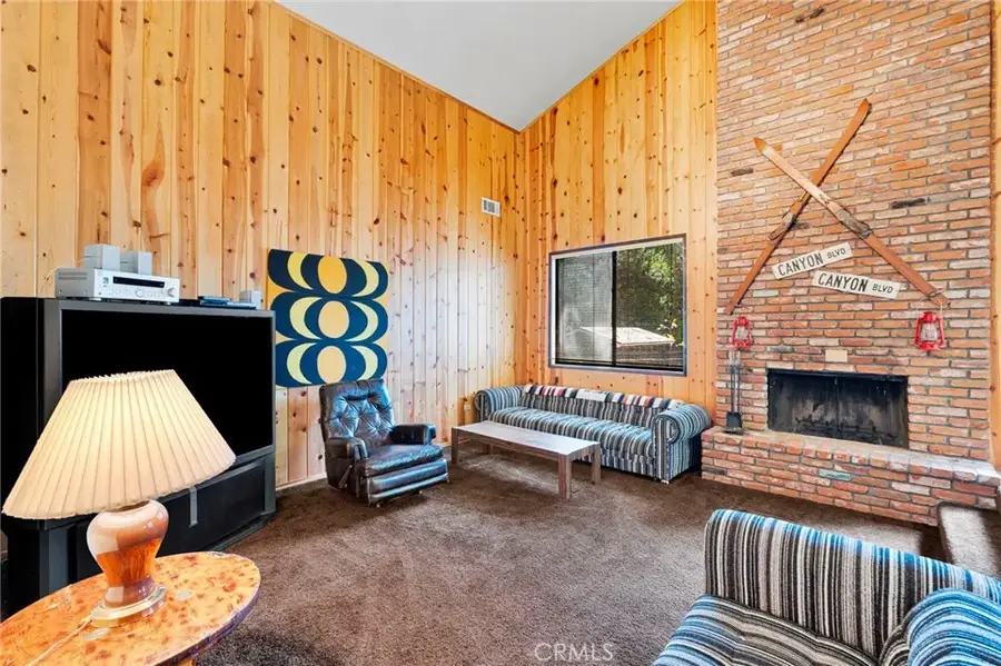 31433 Overhill, Running Springs, CA 92382 - #2