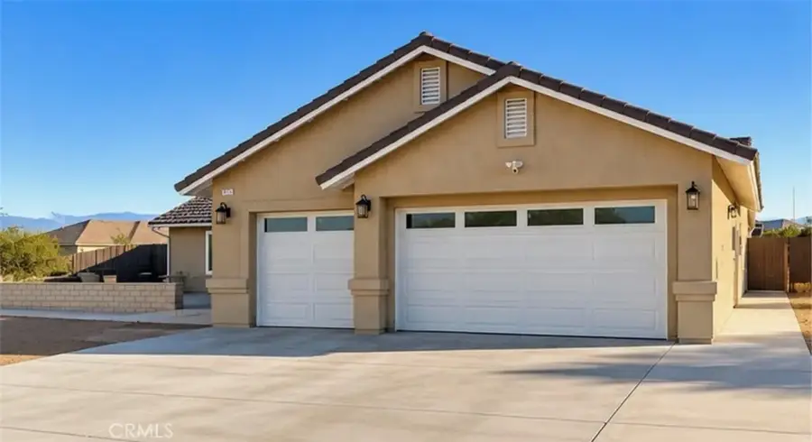 9275 Rattlesnake, Phelan, CA 92371 - #2
