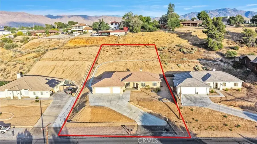17725 Bangor, Hesperia, CA 92345 - #2
