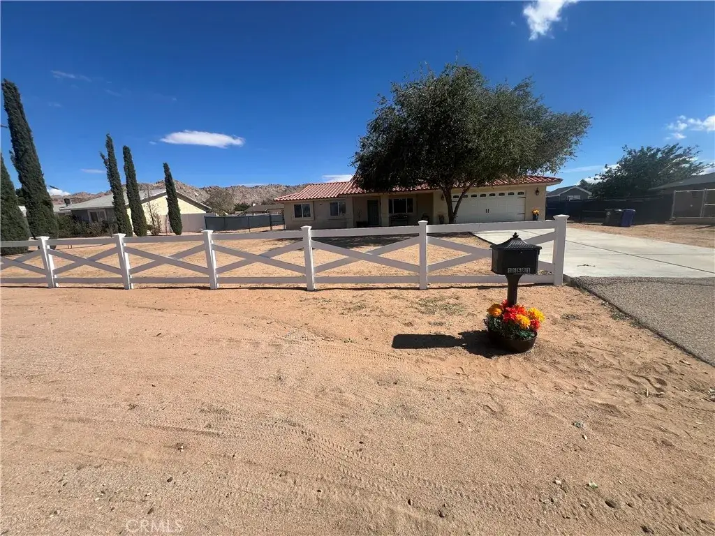 16581 Neenach Road, Apple Valley, CA 92307 - #1