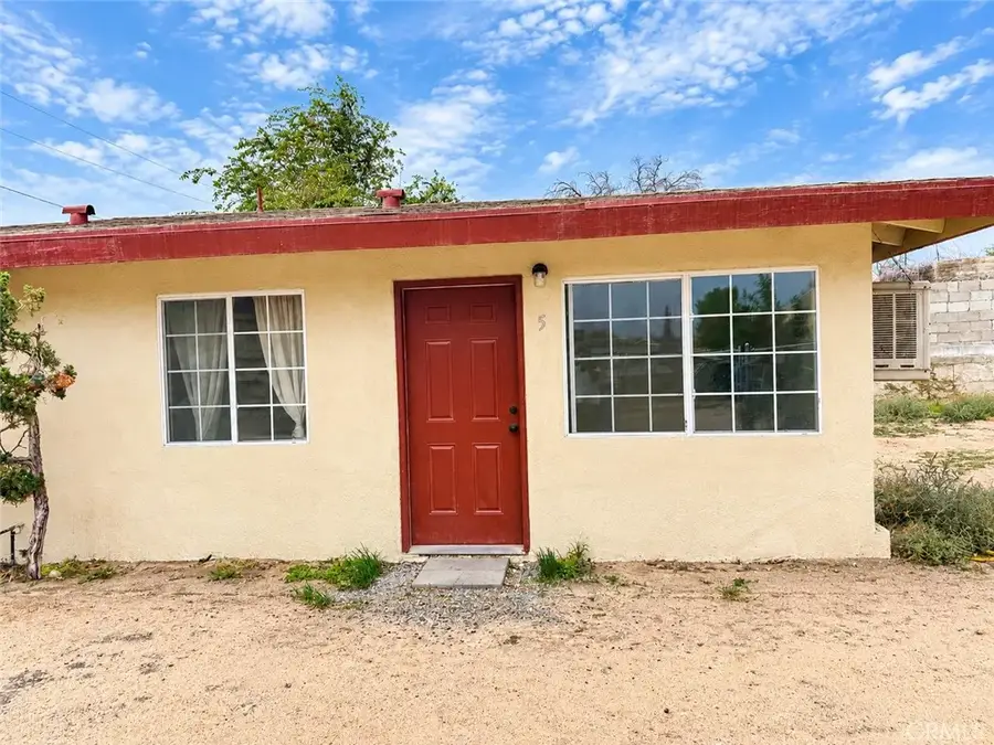 15466 3rd, Victorville, CA 92395 - #2