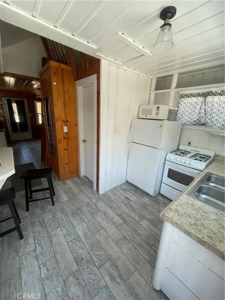 528 Cottage Lane, Big Bear Lake, CA 92315 - Image #3