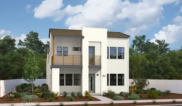 27403 Creekwood Lane, Valencia, CA 91381