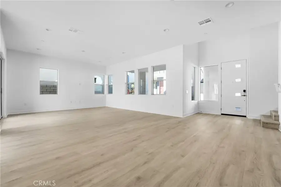 27409 Creekwood Lane, Valencia, CA 91381 - Image #3