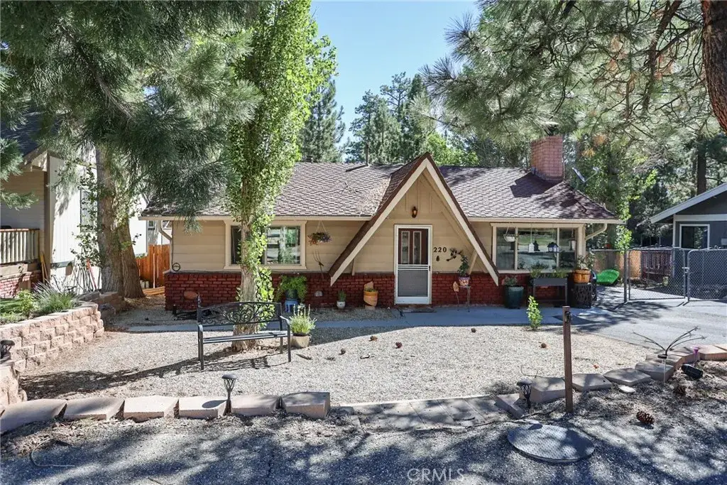 220 Whipple Drive, Big Bear City, CA 92314 - #1