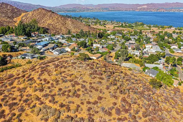 0 Vista Del Lago Tr Unit 2, Lake Elsinore, CA 92530