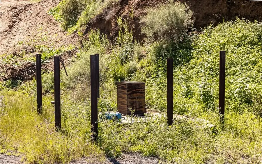 1 Plummers, Mentone, CA 92359 - Image #3