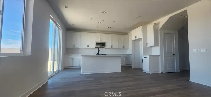 17426 Whiskey Mountain, Hesperia, CA 92345 - Image #3