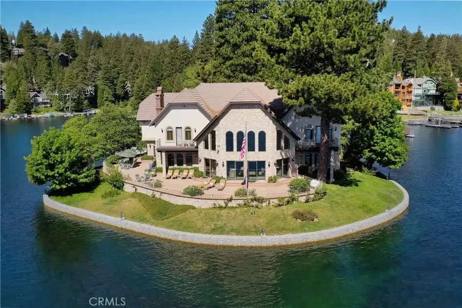 177 Shorewood Drive, Lake Arrowhead, CA 92352 - Image #2
