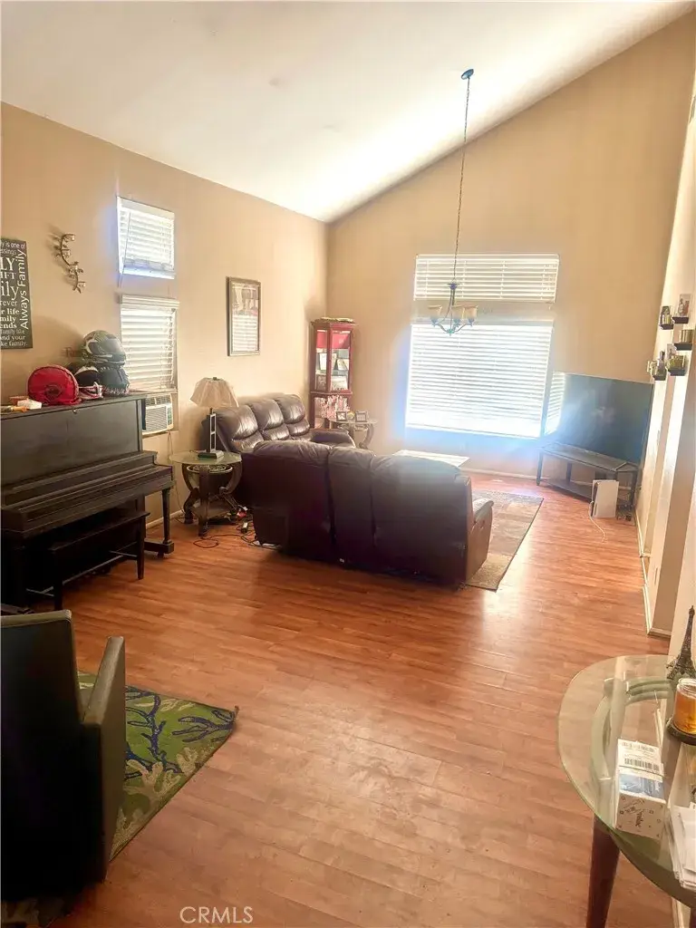 44686 Calle Hilario, Temecula, CA 92592 - Image #3