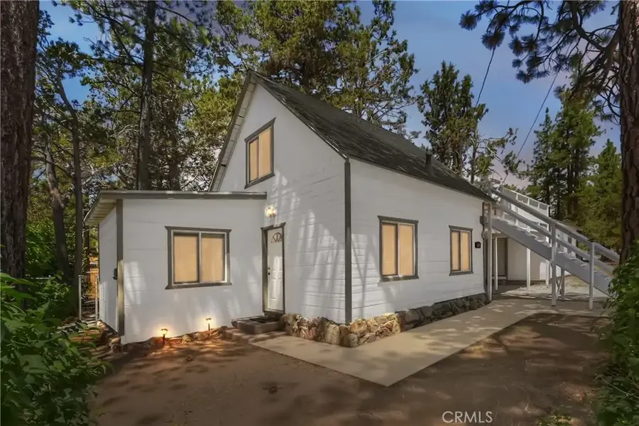 1109 Holden Avenue, Big Bear City, CA 92314 - Image #3