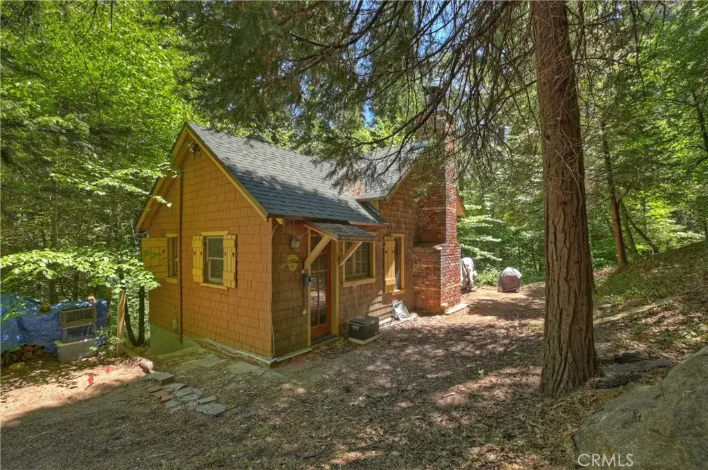 714 Blue Jay Canyon Road, Lake Arrowhead, CA 92317 - Image #1
