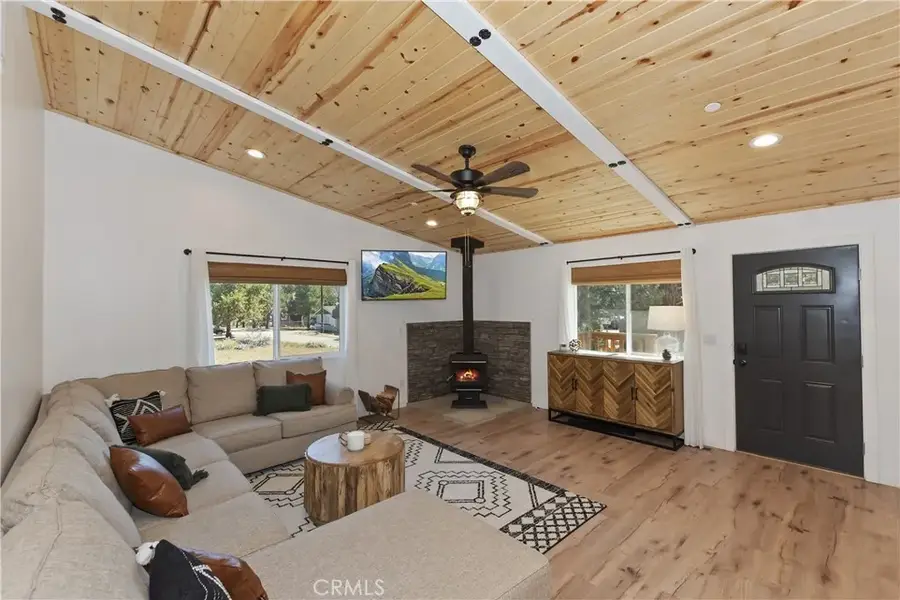 901 Ash Lane, Big Bear City, CA 92314 - Image #2