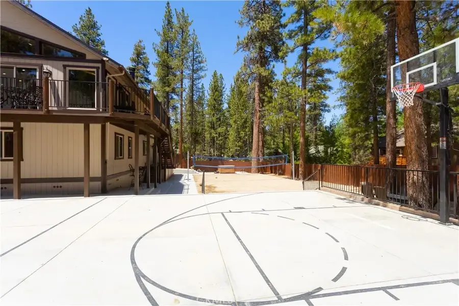 243 Santa Clara Boulevard, Big Bear Lake, CA 92315 - Image #3