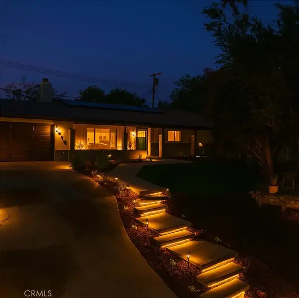 515 Corona Circle, Corona, CA 92879