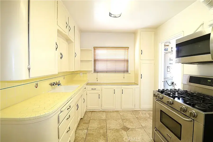 622 Center Street, Costa Mesa, CA 92627 - Image #3