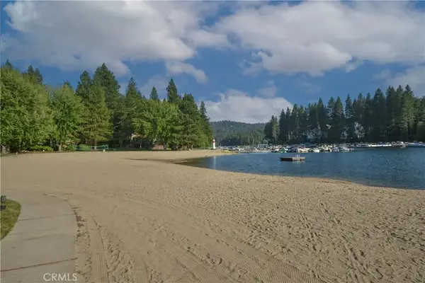 27657 Peninsula #106 Drive, Lake Arrowhead, CA 92352