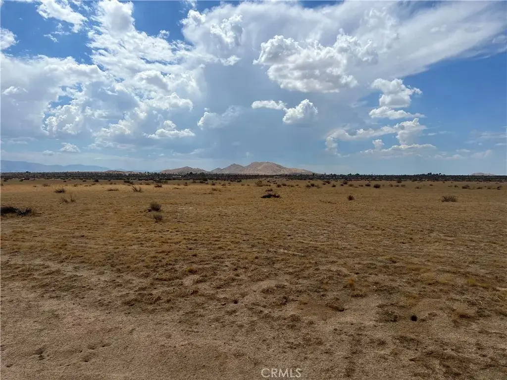 215 E Ste Vic Avenue I11 Ste, Lancaster, CA 93535 - #1