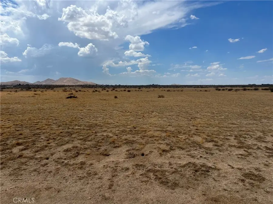 215 E Ste Vic Avenue I11 Ste, Lancaster, CA 93535 - #3