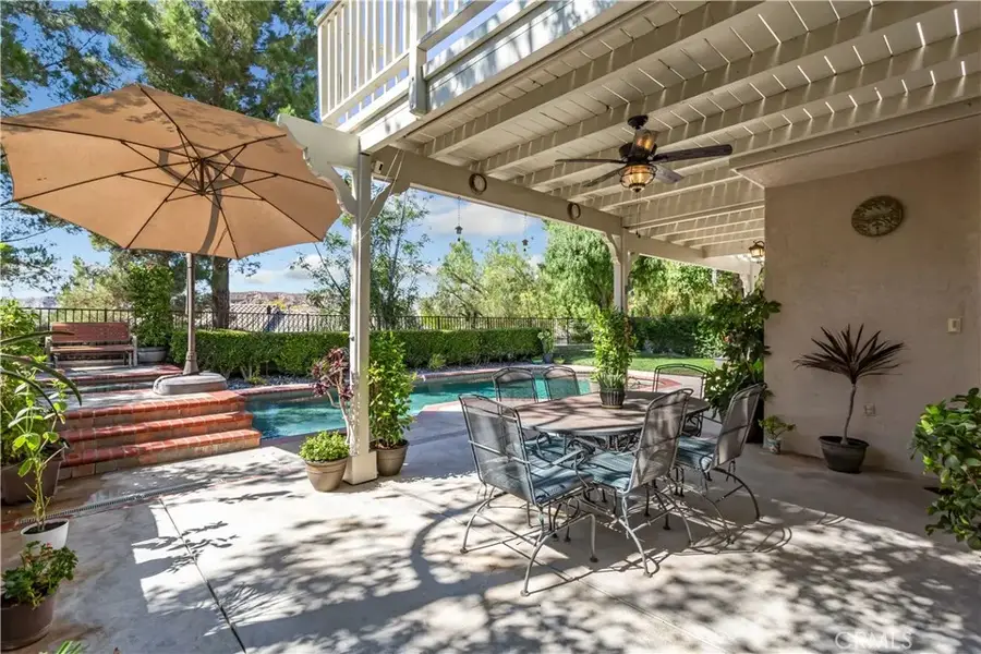 29347 Canyon Rim Place, Canyon Country, CA 91387 - Image #2