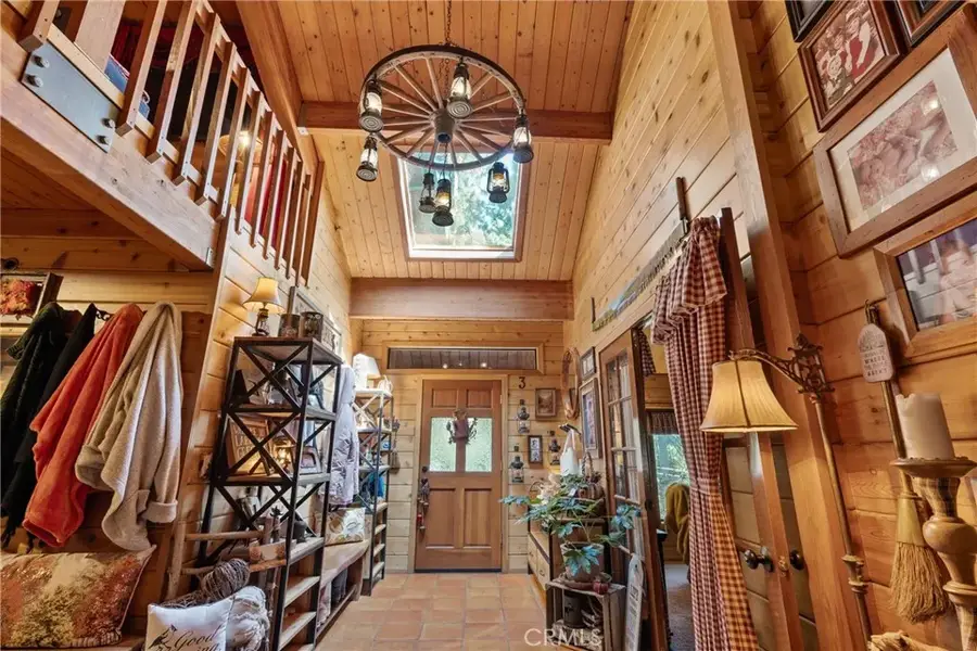 116 Pine Ridge Road, Crestline, CA 92325 - Image #2