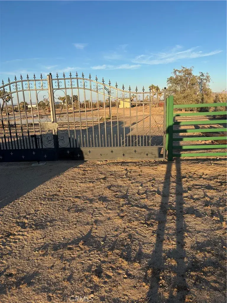 3377 Valley Vista, Yucca Valley, CA 92284 - Image #2