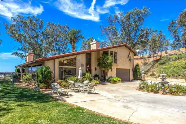 435 W Indian School Lane, Banning, CA 92220