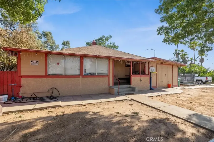 207 E 5th Street, Beaumont, CA 92223 - #3
