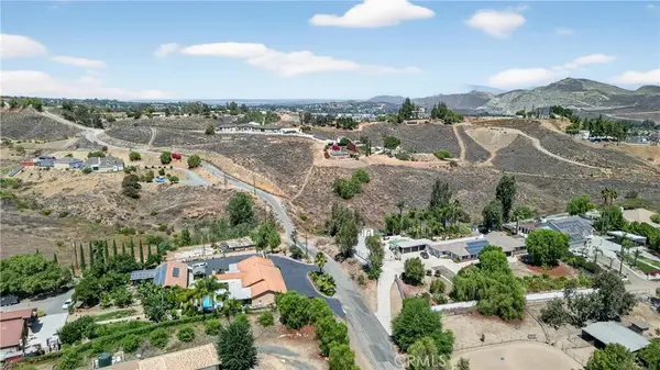 0 Knob Hill/weirick, Corona, CA 92883