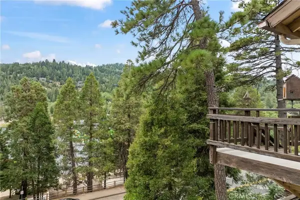 24259 Zurich Drive, Crestline, CA 92325