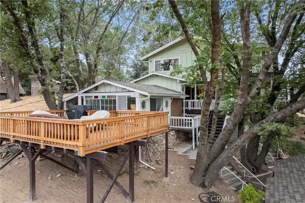 633 Arth Drive, Crestline, CA 92325