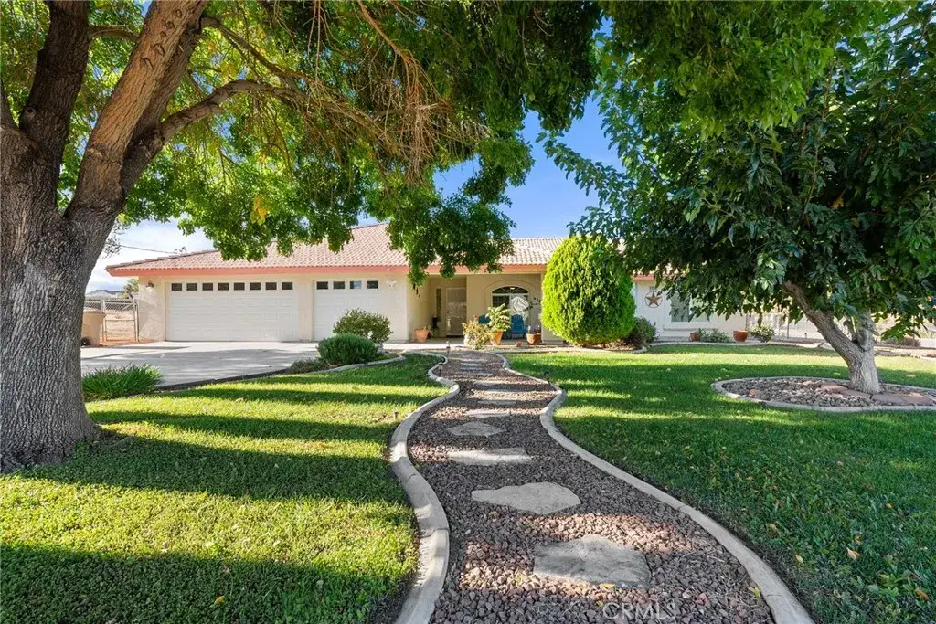 18540 Fairburn Avenue, Hesperia, CA 92345 - #1