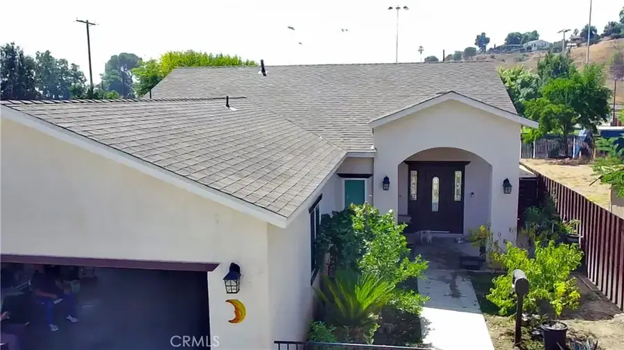 279 W 39th, San Bernardino, CA 92404 - Image #2