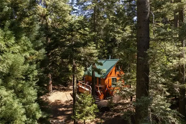 629 Lodge Lane, Twin Peaks, CA 92391