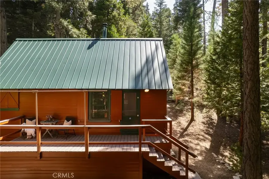 629 Lodge Lane, Twin Peaks, CA 92391 - Image #2