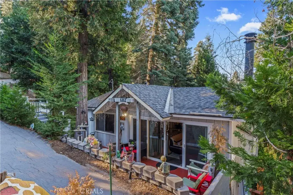 682 Buckingham Square, Lake Arrowhead, CA 92352 - Image #1