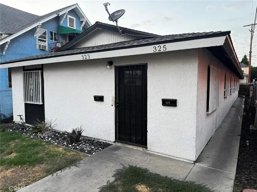 323 W 47th Place, Los Angeles, CA 90037 - #2