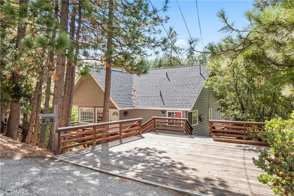 1242 Evergreen, Lake Arrowhead, CA 92352 - Image #1