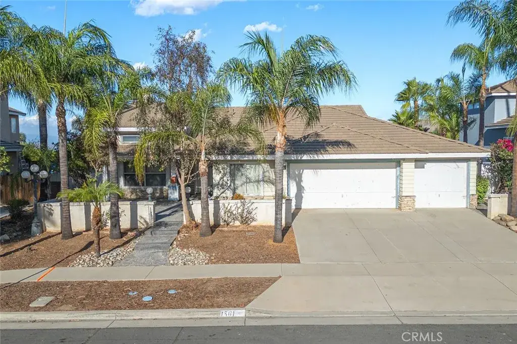 1561 E Chase Drive, Corona, CA 92881 - Image #1