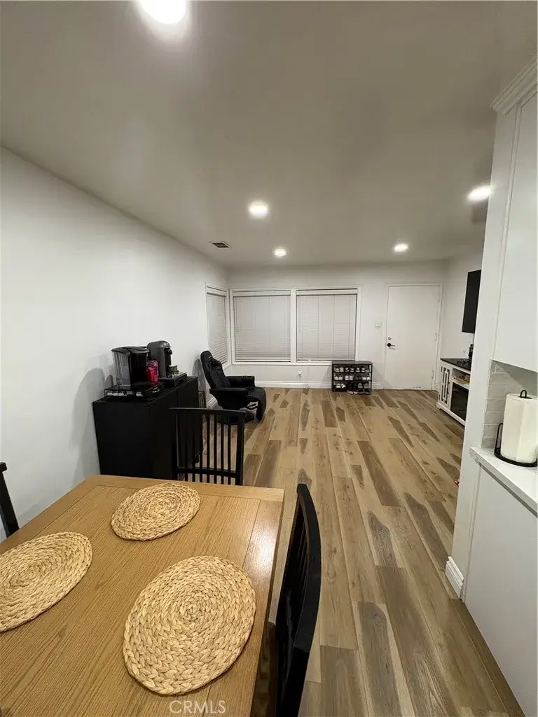 5434 Ivanhoe Avenue, Riverside, CA 92509 - Image #2