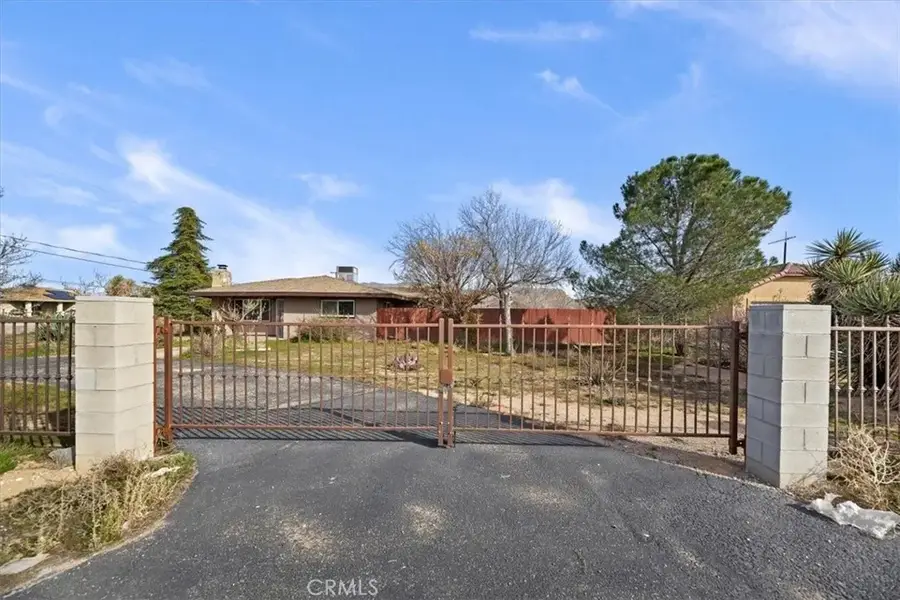 13285 Mesquite, Apple Valley, CA 92308 - #2