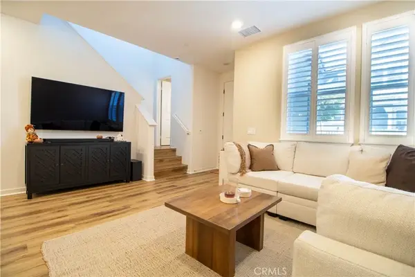 3942 Lavine, Corona, CA 92883