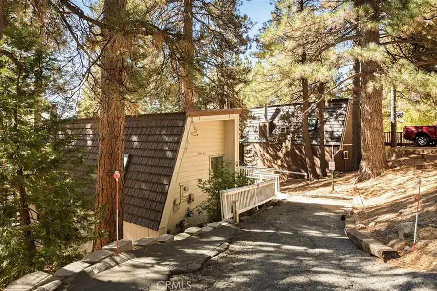 30951 Glen Oak, Running Springs, CA 92382 - Image #3