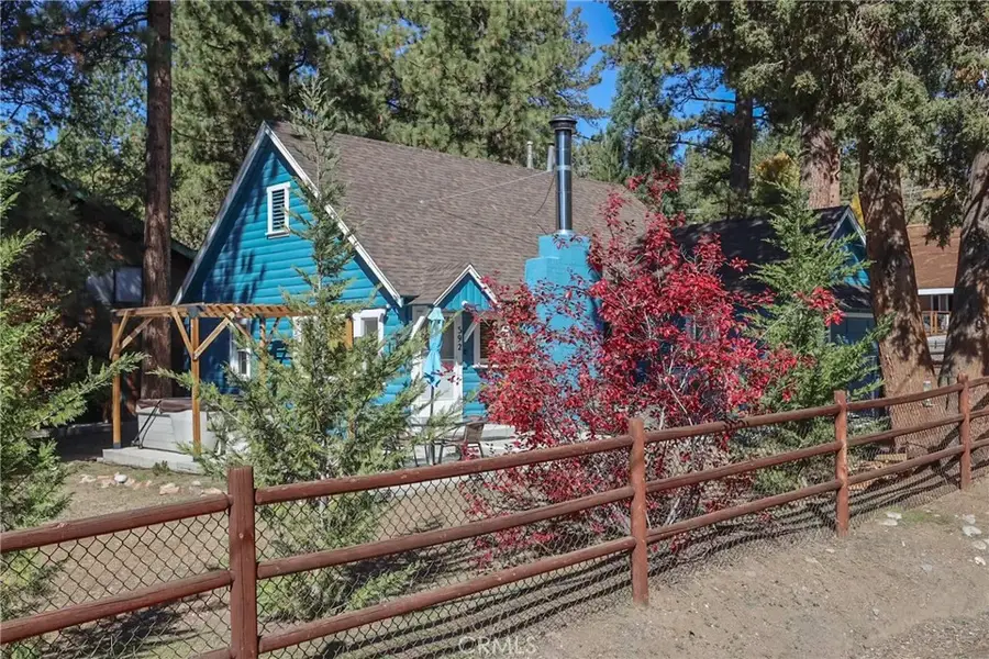 592 Douglas Street, Big Bear Lake, CA 92315 - Image #2