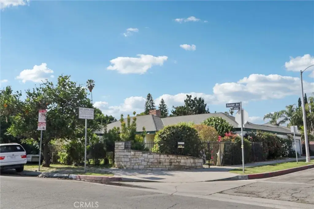 8345 Kester, Panorama City, CA 91402 - #1