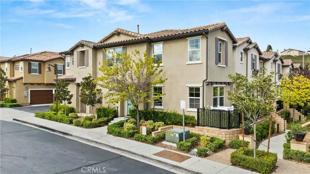 28687 Jardineras, Valencia, CA 91354 - Image #1