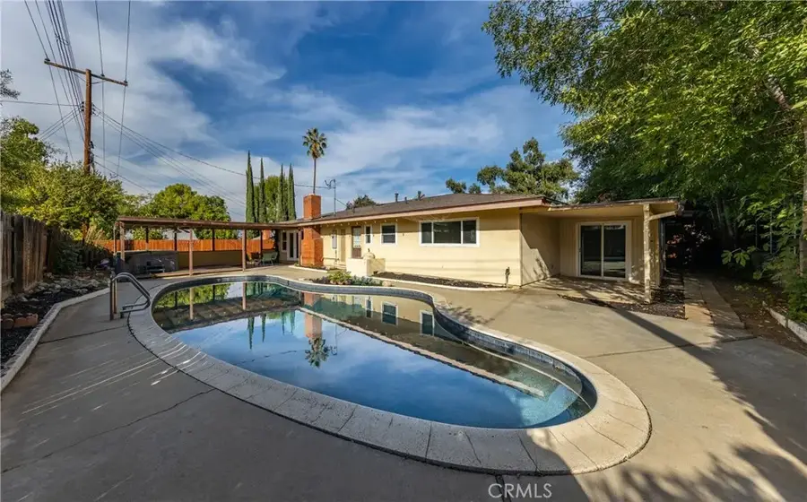 624 Nottingham, Redlands, CA 92373 - Image #2