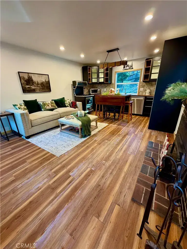 675 Pinnacle, Lake Arrowhead, CA 92352 - Image #2