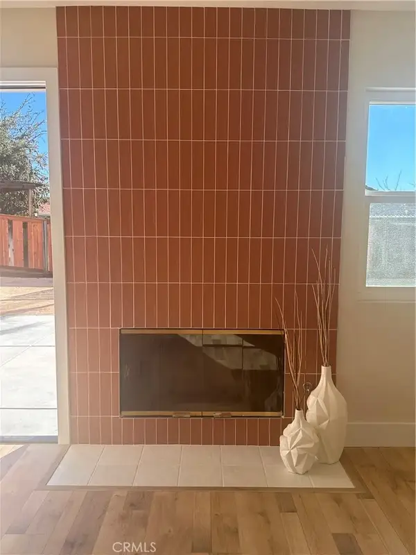 1054 Commonwealth Avenue, San Jacinto, CA 92583